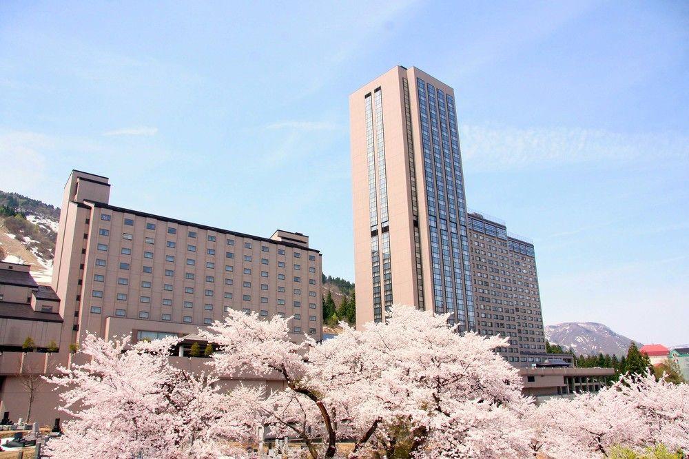 Naspa New Otani Yuzawa  Bagian luar foto