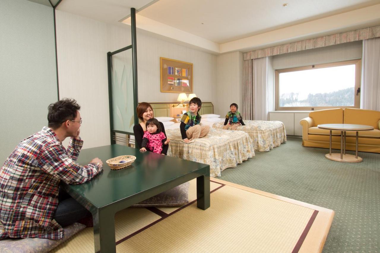 Naspa New Otani Yuzawa  Bagian luar foto